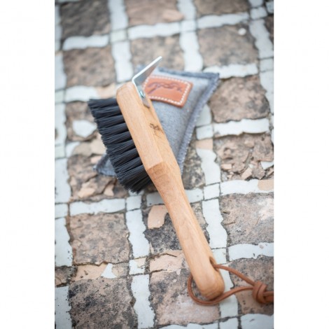 Cure-pied brosse PENELOPE LEPREVOST • Sud Equi'Passion